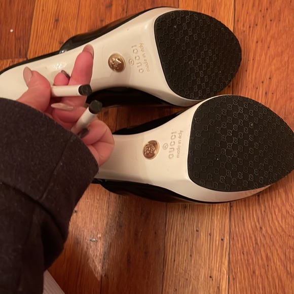 Gucci Sandals - Picture 4 of 6